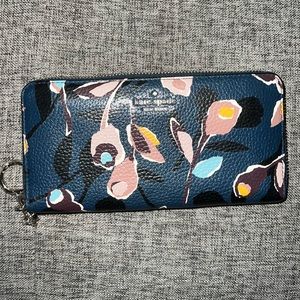 Navy Floral kate spade wallet